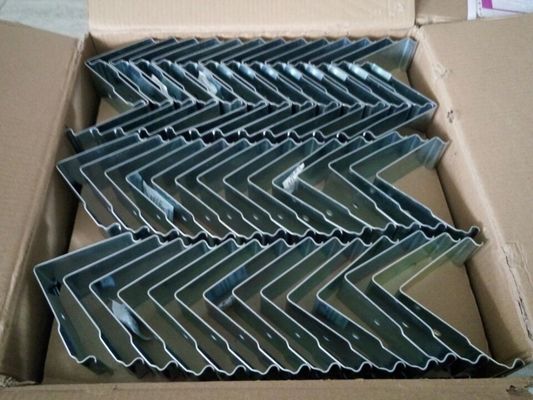 Spring Steel Reusable Shipping Metal Spring Retaining Crate Clips V Shape Clips Clamp  For Wooden Box